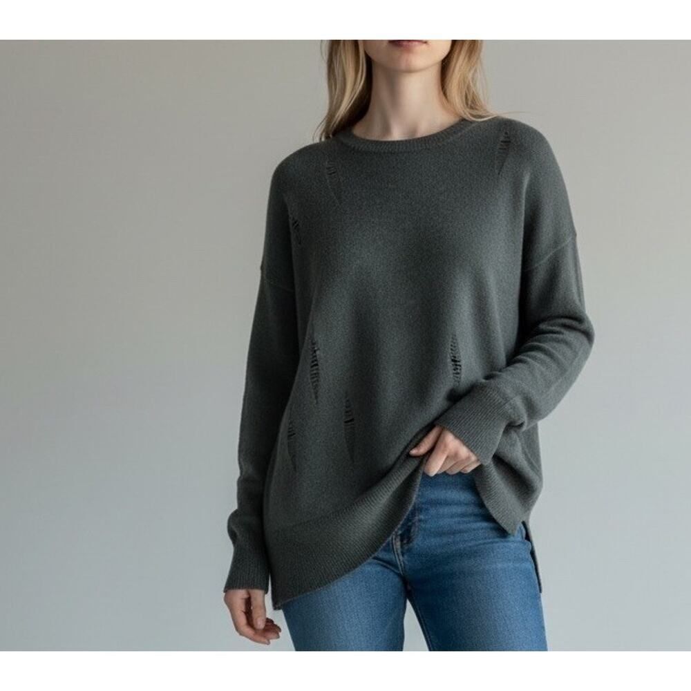 AQUA 100% Cashmere Distressed Sweater XS Green Slouchy Pullover Soft Knit